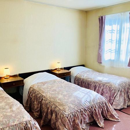 Petit Hotel And Restaurant Air Mail Hakuba Dış mekan fotoğraf